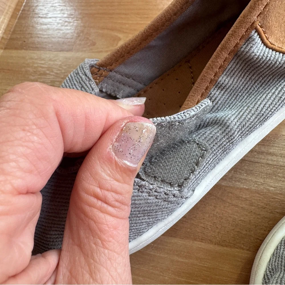 Toms slip on shoes size 8